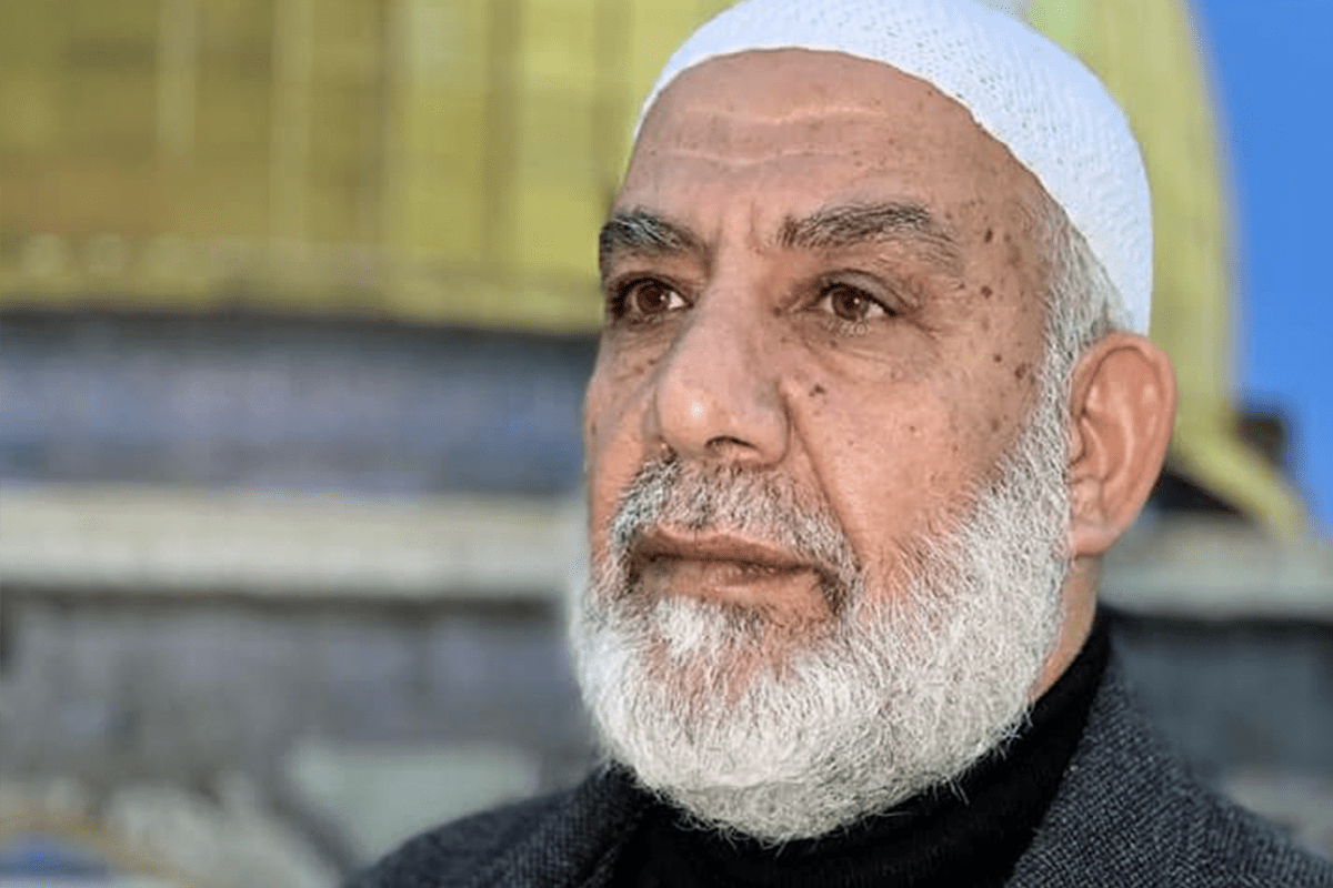 Sheikh Najeh Bakirat, vice-diretor do Waqf Islâmico de Jerusalém [@PalEvePlus/Twitter]