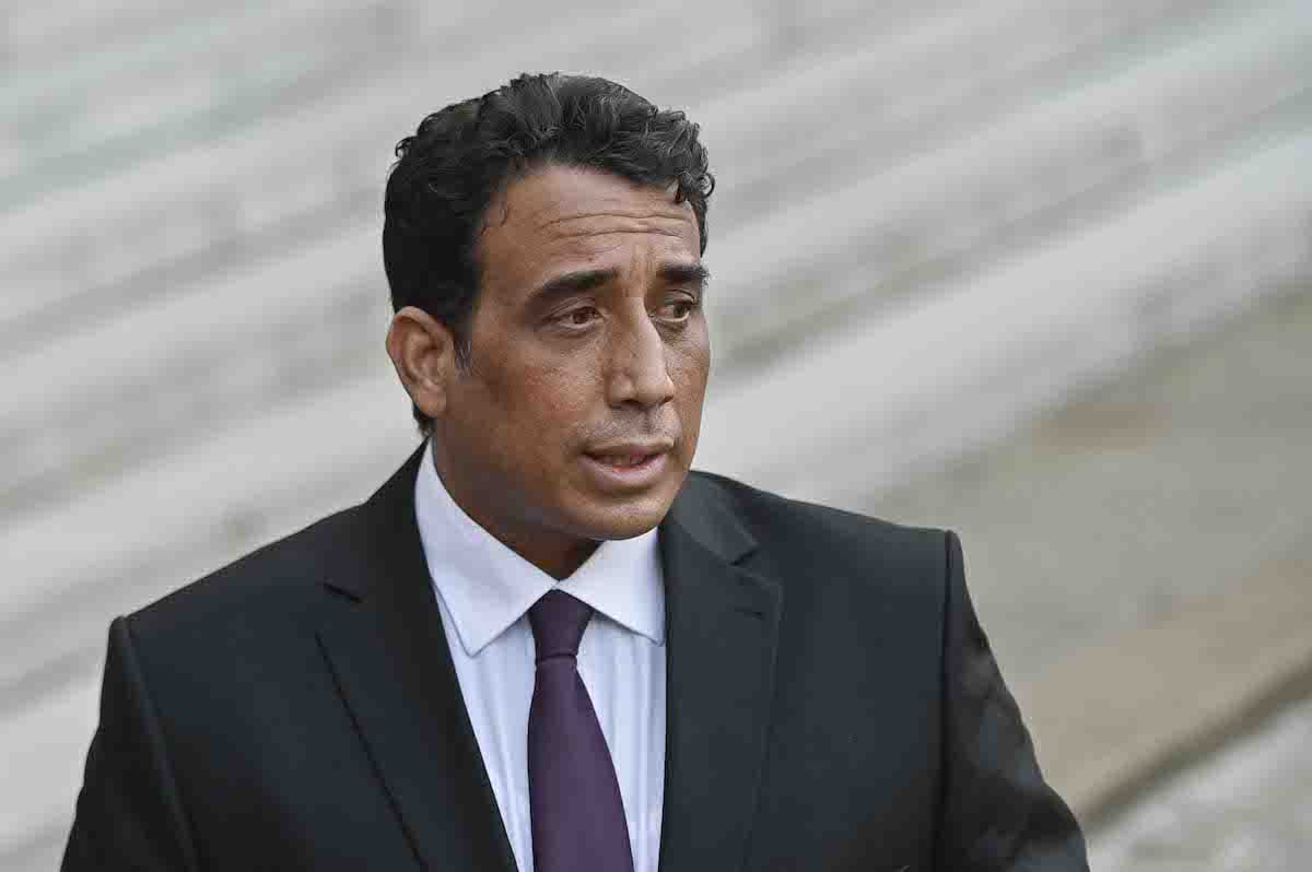 Chefe do Conselho Presidencial da Líbia, Mohammad Menfi, em Paris, França, em 23 de março de 2021 [Julien Mattia/Agência Anadolu]