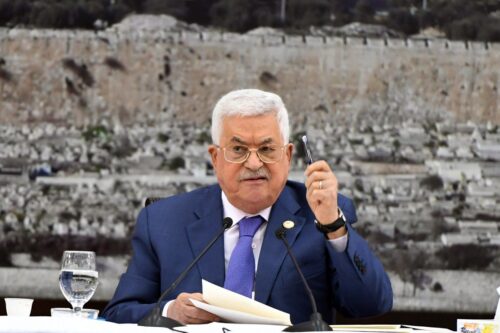 O presidente palestino Mahmoud Abbas na cidade de Ramallah, na Cisjordânia, em 25 de julho de 2021 [Thaer Ganaim / ApaImages]