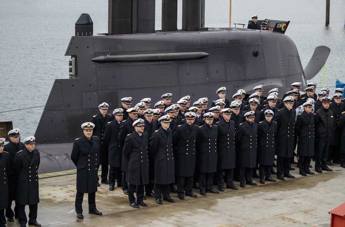 Cerimônia de lançamento de um novo submarino alemão na base naval de Eckernfoerde, 10 de outubro de 2016 [Morris MacMatzen/Getty Images]
