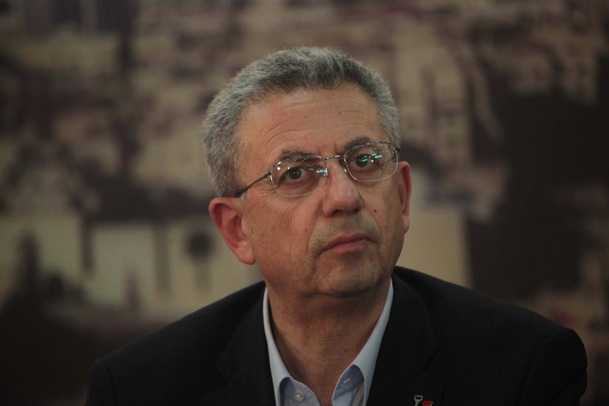 Mustafa al-Barghouti, secretário-geral da Iniciativa Nacional Palestina, na Cidade de Gaza, 23 de abril de 2014 [Ashraf Amra/ApaImages]
