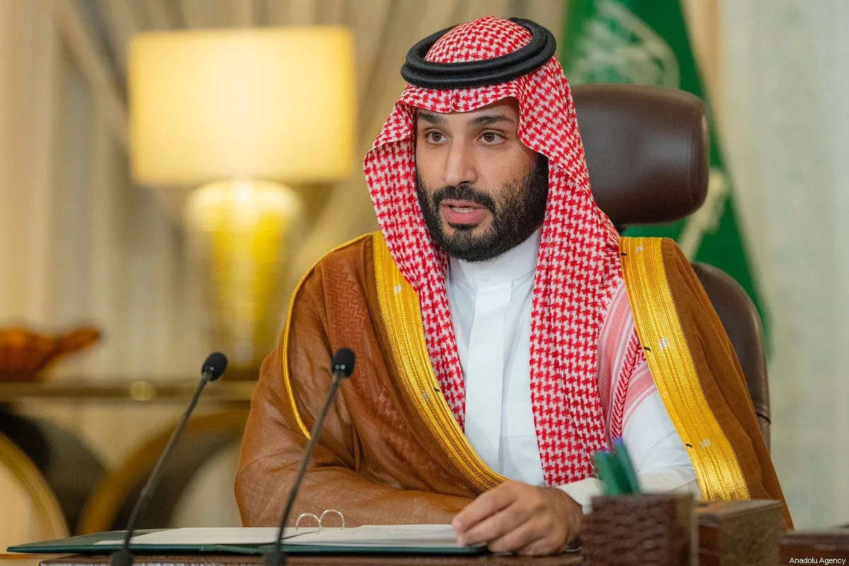 Príncipe herdeiro saudita Mohammed bin Salman, em Riad, Arábia Saudita, em 23 de outubro de 2021 [Corte Real da Arábia Saudita/Agência Anadolu]
