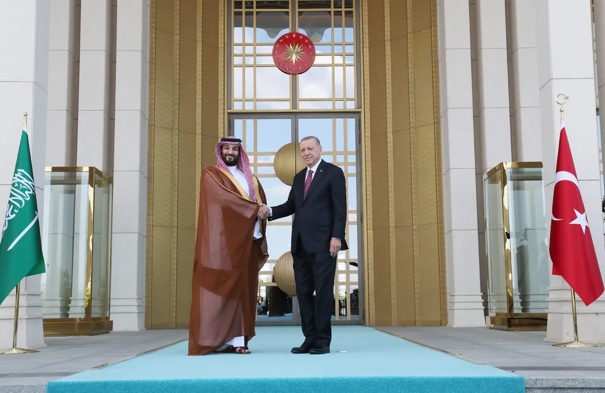 Presidente da Turquia Recep Tayyip Erdogan recebe Mohammed bin Salman, príncipe herdeiro e governante de facto da Arábia Saudita, em Ancara, 22 de junho de 2022 [Presidência da Turquia/Murat Cetinmuhurdar/Agência Anadolu]