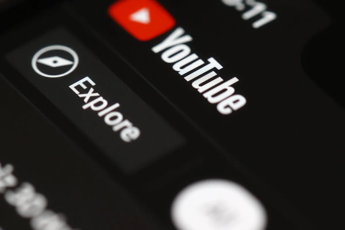 Aplicativo YouTube, Ancara, Turquia, 9 de fevereiro de 2022 [Mehmet Ali Özcan/Agência Anadolu]
