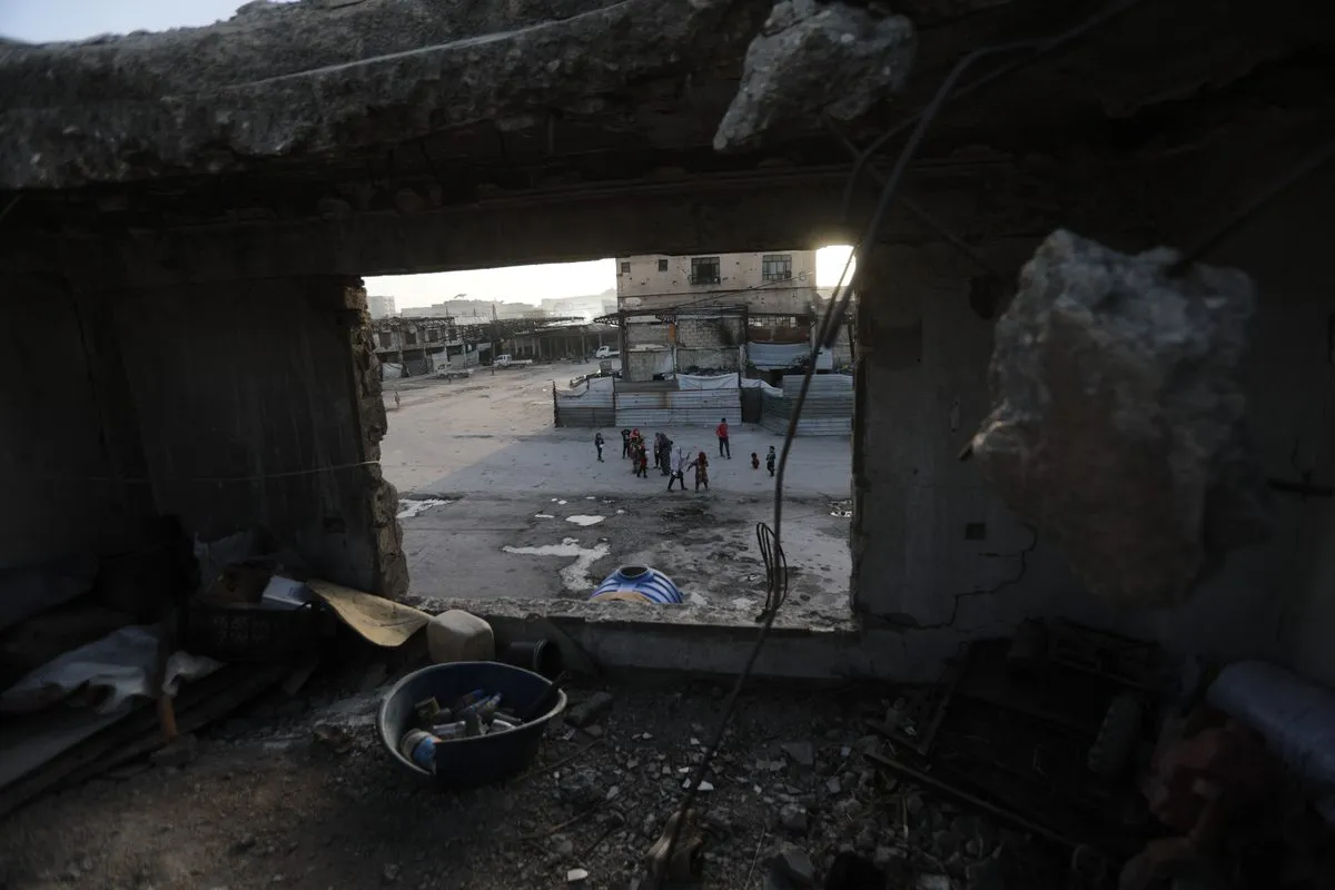 Campo de refugiados no distrito de Azaz, em Aleppo, Síria, 10 de abril de 2022 [Bekir Kasim/Agência Anadolu]
