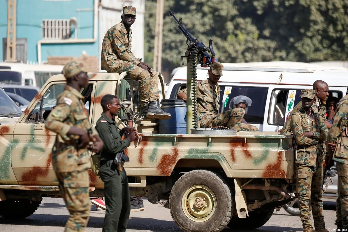 Forças sudanesas em Cartum, capital do Sudão, 28 de janeiro de 2020 [Ashraf Shazly/AFP/Getty Images]