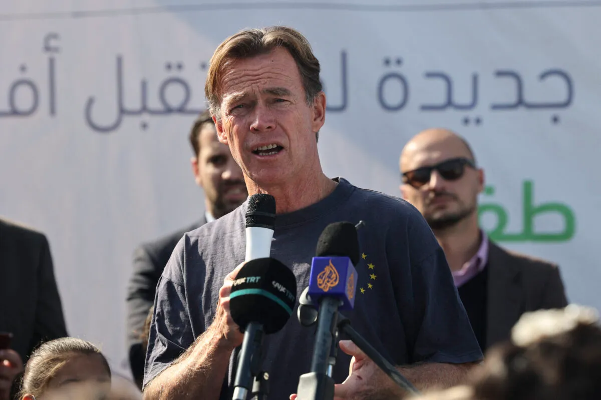 Sven Kühn von Burgsdorff, chefe da missão da União Europeia para Cisjordânia e Gaza, em 24 de novembro de 2021 [Said Khatib/AFP via Getty Images]
