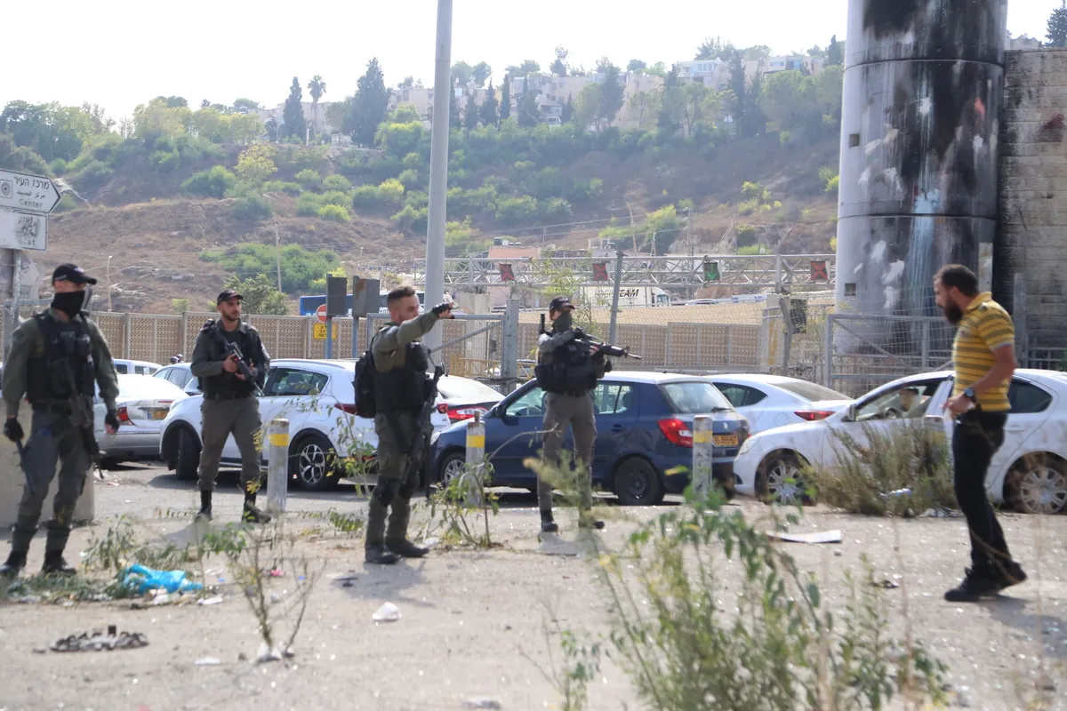 Todas as facções palestinas radicadas na Faixa de Gaza manifestaram sua solidariedade com os residentes do campo de refugiados de Shuafat, em Jerusalém ocupada.
