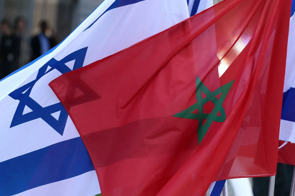 Bandeiras de Israel e do Marrocos em 13 de setembro de 2022 [Jack Guez/AFP via Getty Images]

