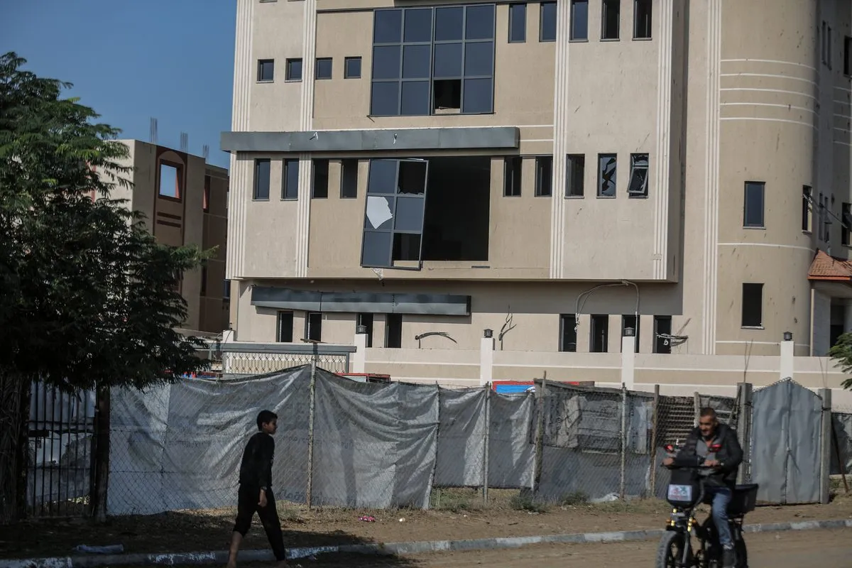 Danos no campo de Maghazi após um bombardeio israelense, na Faixa de Gaza, 4 de novembro de 2022 [Ali Jadallah/Agência Anadolu]