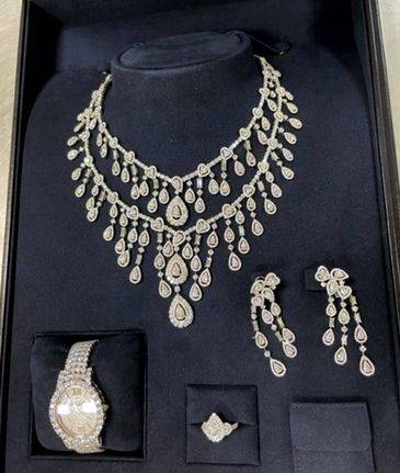 Joias apreendidas pela Receita Federal - Twitter/Reprodução