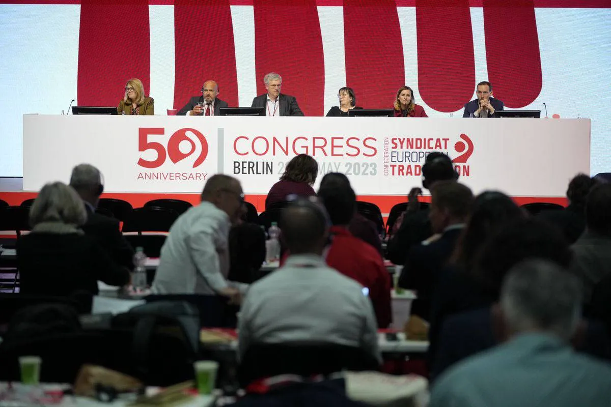 Confederação Europeia dos Sindicatos (ETUC), que representa 45 milhões de trabalhadores [@etuc_ces/Twitter]
