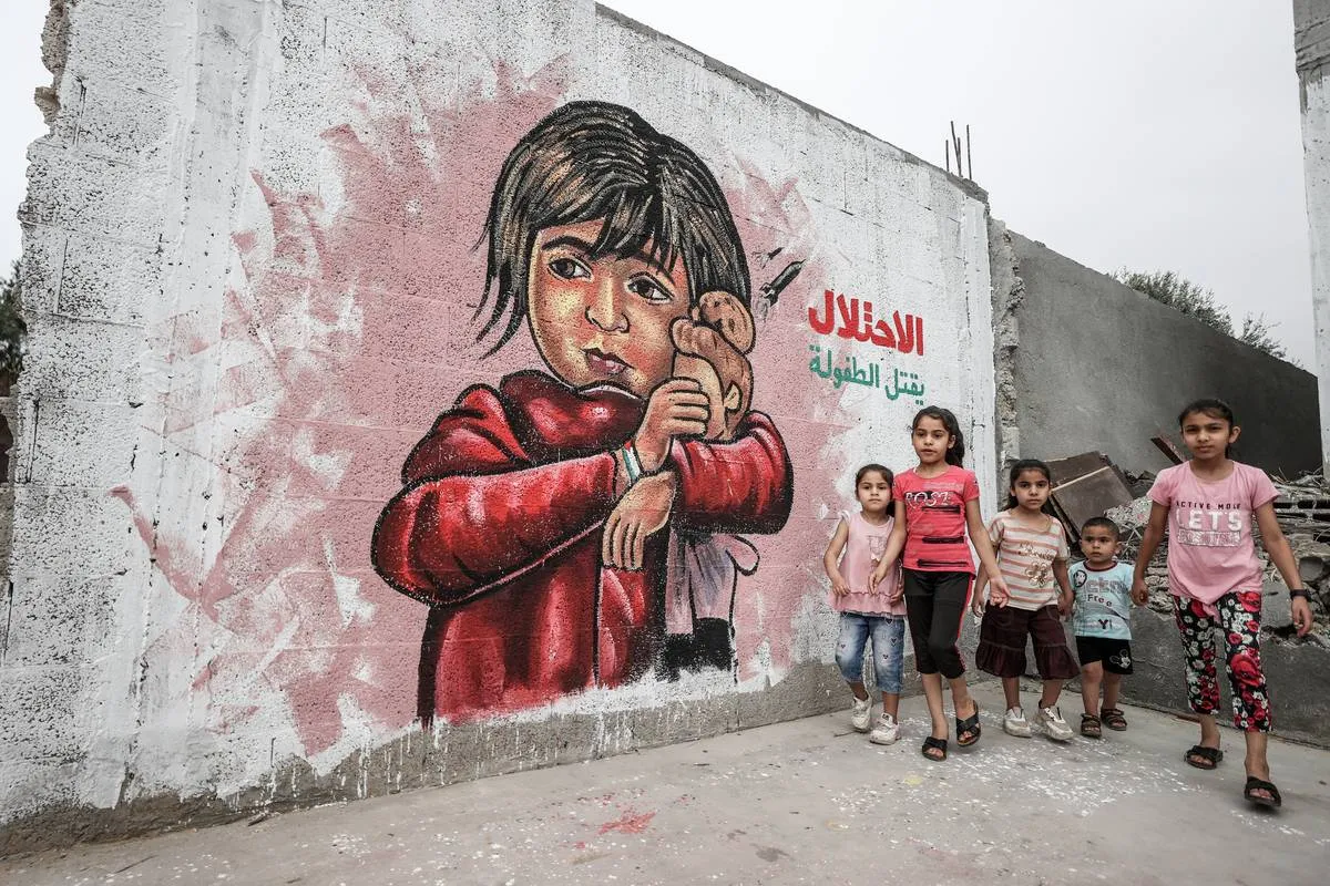 Grafite no distrito de Deir al-Balah, na Cidade de Gaza, em 8 de junho de 2023 [Ali Jadallah/Agência Anadolu]
