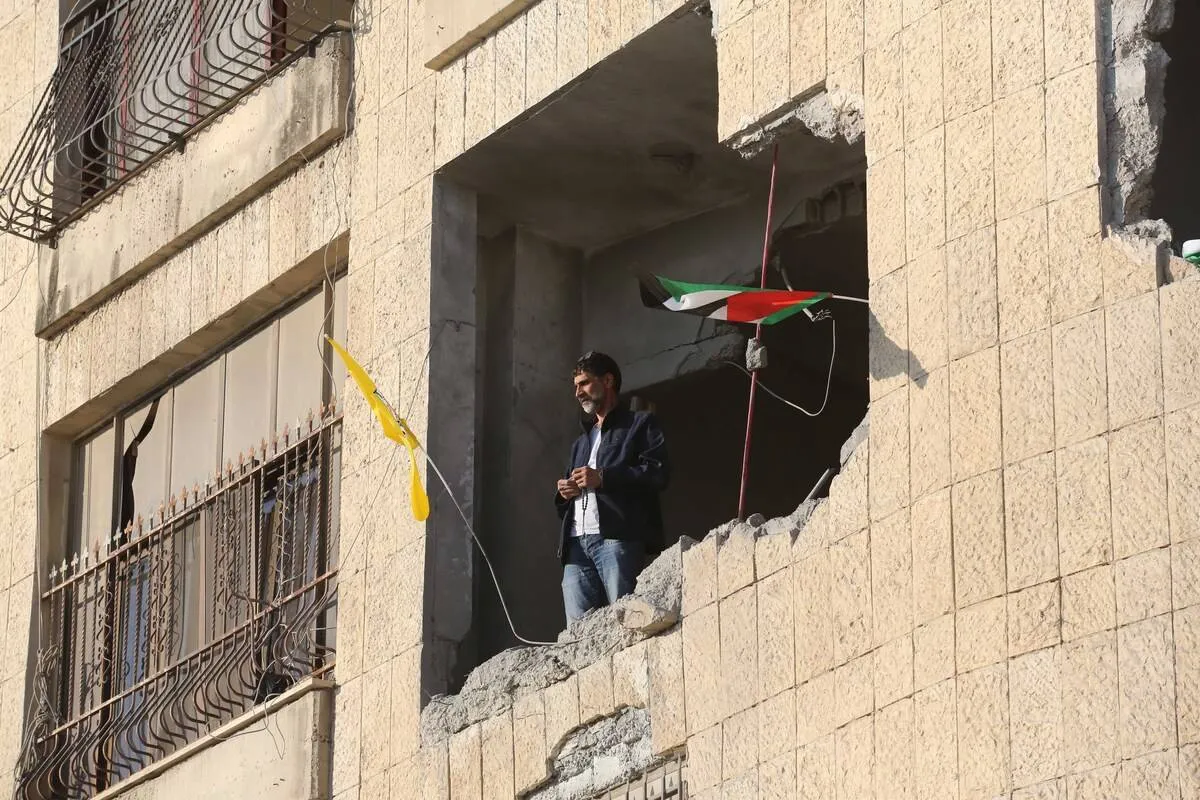 Residência demolida do prisioneiro palestino Kamal Jouri em Nablus, na Cisjordânia, em 22 de junho de 2023 [Nedal Eshtayah/Agência Anadolu]
