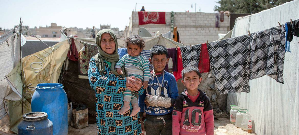 Programa de transferência monetária do Unicef apoia famílias na zona rural de Damasco, na Síria. [Delil Souleiman /Unicef]