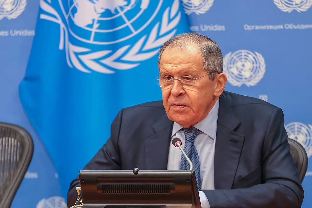 Ministro de Relações Exteriores da Rússia, Sergey Lavrov, durante coletiva de imprensa na sede das Nações Unidas, em Nova York, em 25 de abril de 2023 [Selçuk Acar/Agência Anadolu]
