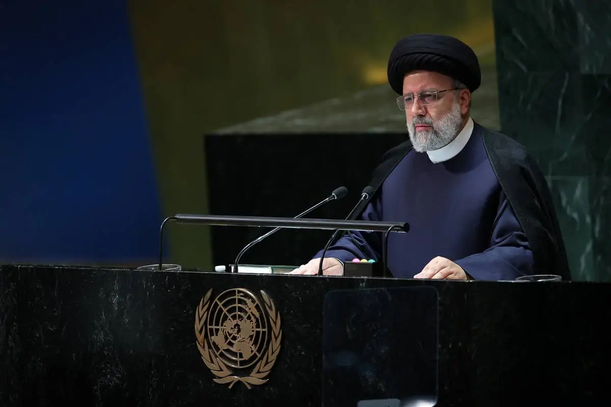 Presidente do Irã, Ebrahim Raisi, discursa na 78ª Assembleia Geral da ONU em Nova York, 20 de setembro de 2023 [Presidência do Irã/Agência Anadolu]
