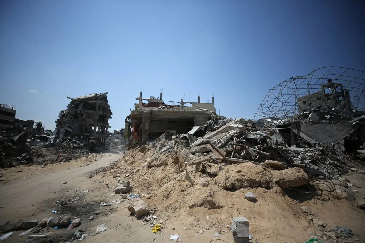  Vista da destruição após os ataques israelenses ao bairro de Ash-Shujaiyye, na Cidade de Gaza, em Gaza, em 7 de abril de 2024 [Dawoud Abo Alkas/Agência Anadolu]
