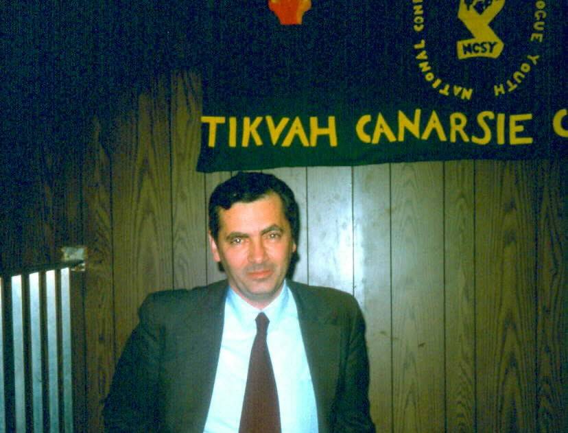 Rabino extremista Meir Kahane no Brooklyn, em Nova York, em 25 de janeiro 1975 [Moshe Zalman/Wikimedia Commons 4.0]
