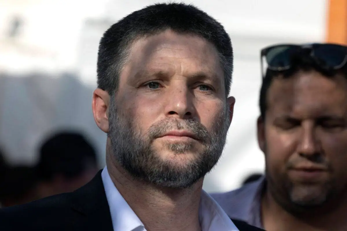 Ministro das Finanças de Israel, Bezalel Smotrich, na cidade ocupada de Jerusalém, em 3 de junho de 2024 [Menahem Kahana/AFP via Getty Images]
