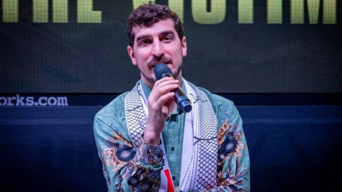 Professor palestino Muslim Abuumar [Reprodução]
