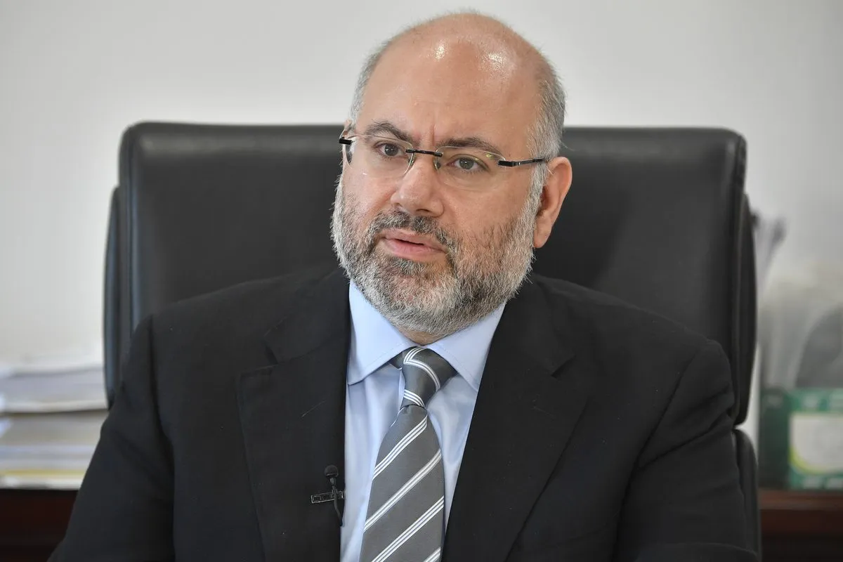 Ministro de Saúde do Líbano, Firas Abiad, em Beirute, em 24 de novembro de 2021 [Houssam Shabaro/Agência Anadolu]
