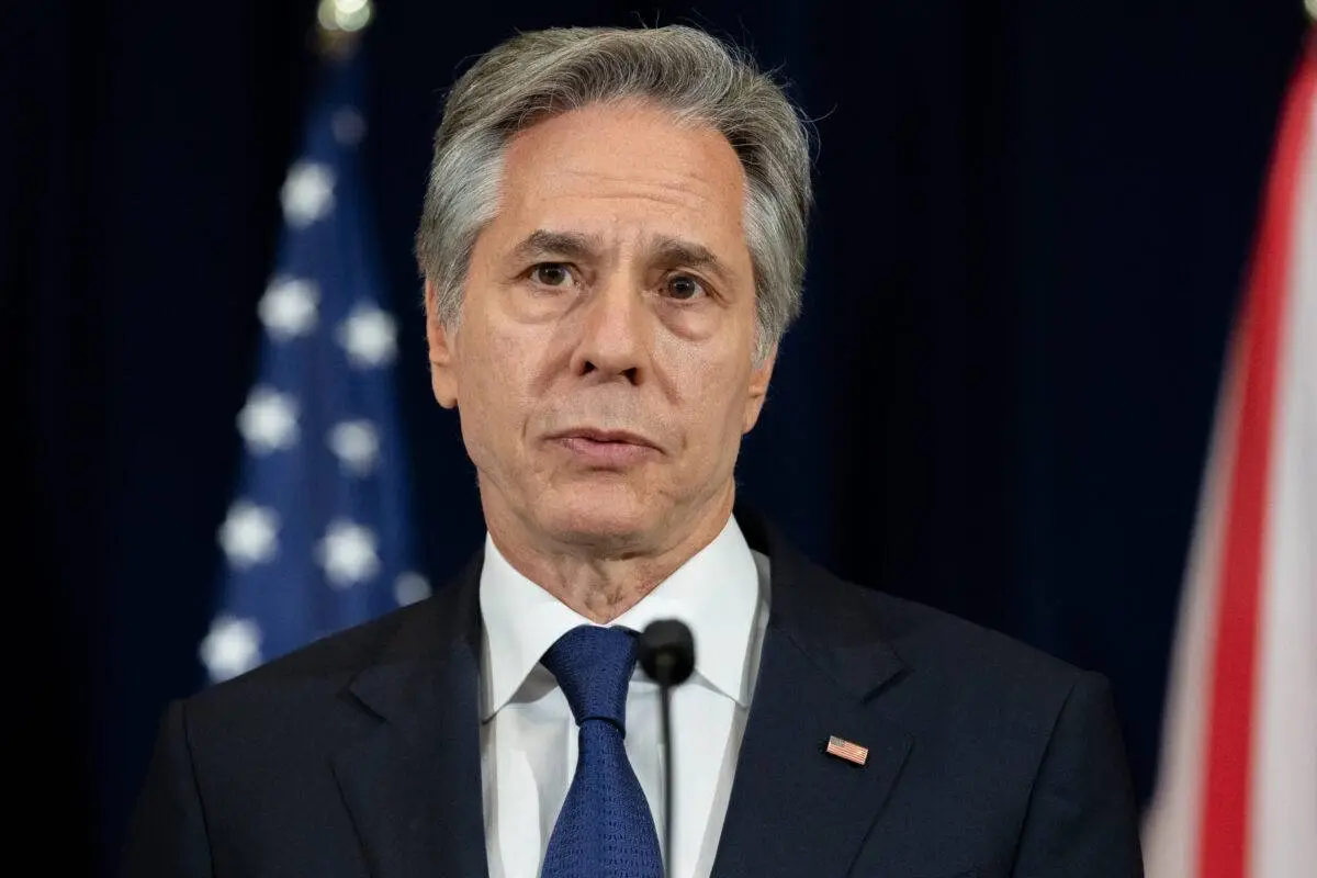 Secretário de Estado dos Estados Unidos, Antony Blinken, realiza coletiva de imprensa em Washington, em 9 de abril de 2024 [Nathan Posner/Agência Anadolu]
