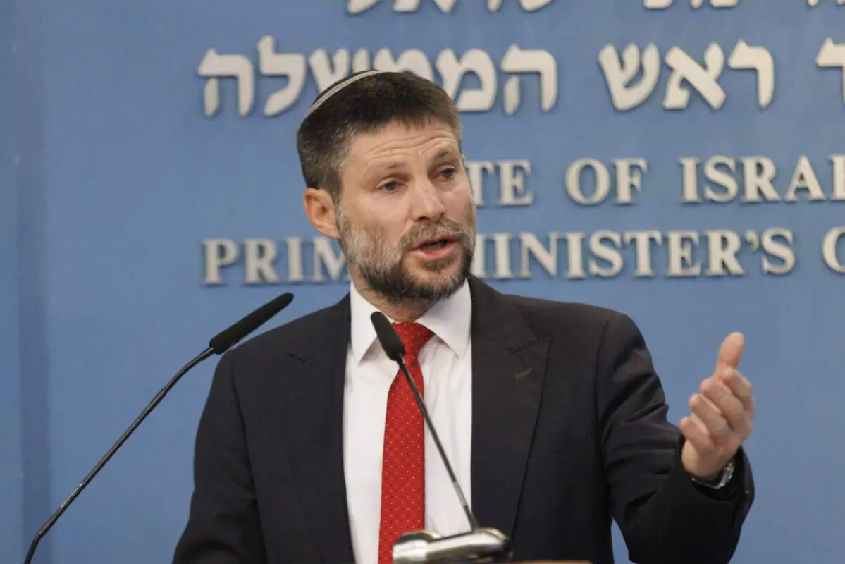 Ministro das Finanças de Israel, Bezalel Smotrich, em Jerusalém ocupada, em 11 de janeiro de 2023 [Kobi Wolf/Bloomberg via Getty Images]
