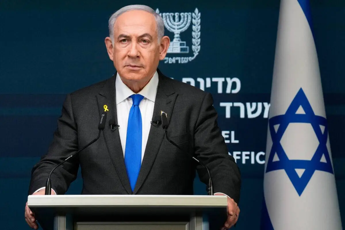 O primeiro-ministro israelense Benjamin Netanyahu fala durante uma entrevista coletiva em Jerusalém em 2 de setembro de 2024 [Ohad Zwigenberg/POOL/AFP via Getty Images]
