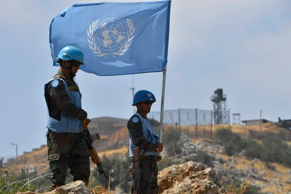 Soldados das Força Interina das Nações Unidas no Líbano (Unifil) na região de Kafr Shuba, na província libanesa de Nabatieh, fronteira com Israel, 28 de agosto de 2023 [Houssam Shbaro/Agência Anadolu]
