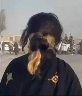 Vídeo mostra mulheres baloches protestando contra opressão policial na aldeia de Gonich, em 1º de julho de 2025 [Screenshot/Reprodução/bramsh.org]