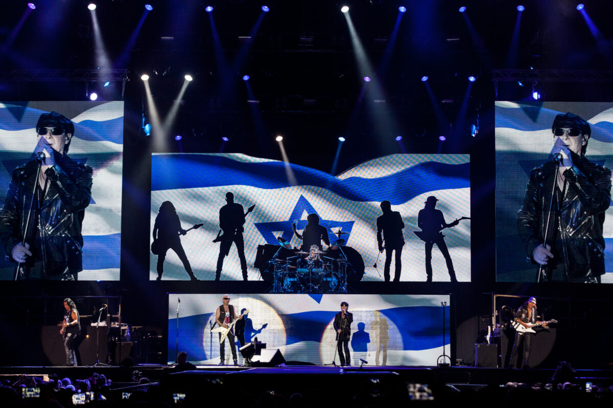 Banda alemã Scorpions realiza show em Tel Aviv, em 14 de julho de 2016 [Guy Prives/Redferns]
