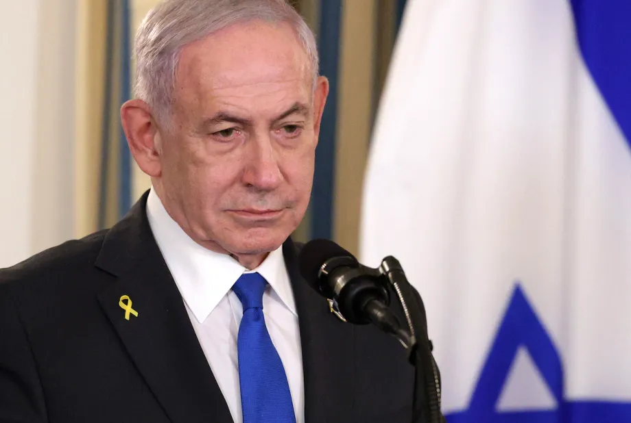 O primeiro-ministro israelense, Benjamin Netanyahu, discursa durante uma coletiva de imprensa conjunta com o presidente dos EUA, Donald Trump, no Salão de Jantar de Estado da Casa Branca, em 29 de setembro de 2025, em Washington, D.C. [Alex Wong/Getty Images]