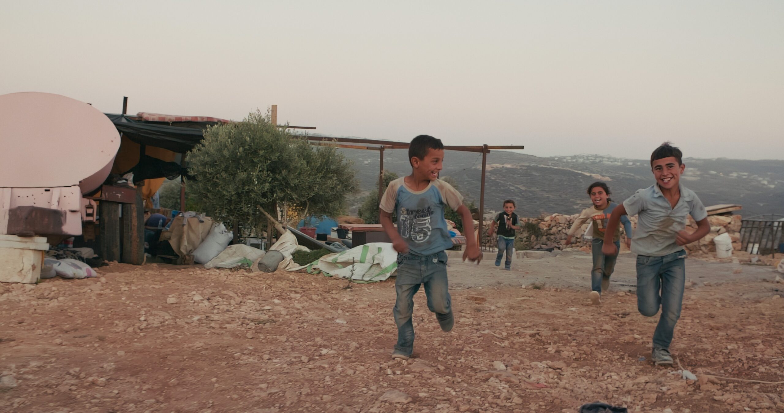 Com exibições na Mostra de SP, “Notas Sobre um Desterro”, de Gustavo Castro, revisita a ocupação com imagens de arquivo, registros inéditos e vídeos recentes da Palestina.[Divulgação/49ª Mostra Internacional de Cinema]