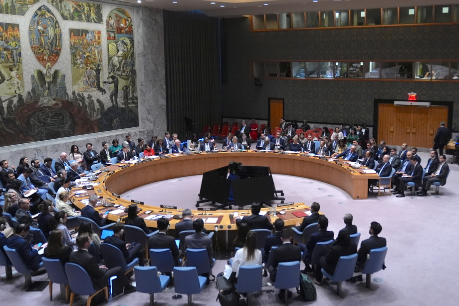 Uma vista geral do salão durante a reunião do Conselho de Segurança das Nações Unidas (CSNU) na sede da ONU em Nova York, Estados Unidos, em 11 de setembro de 2025. [Selçuk Acar/ Agência Anadolu]