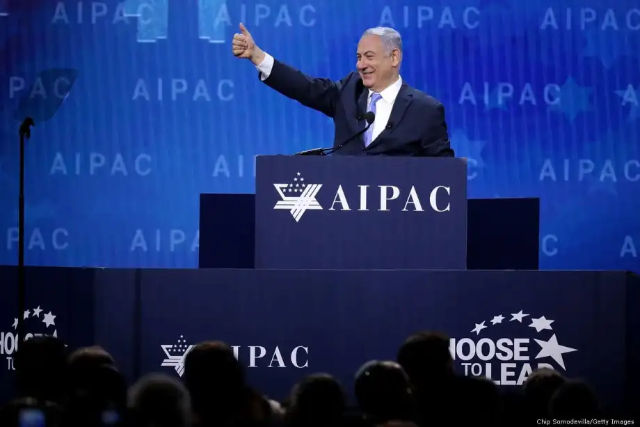 O primeiro-ministro israelense Benjamin Netanyahu discursa durante uma conferência do AIPAC em Washington, EUA, em 6 de março de 2018 [Chip Somodevilla/Getty Images]