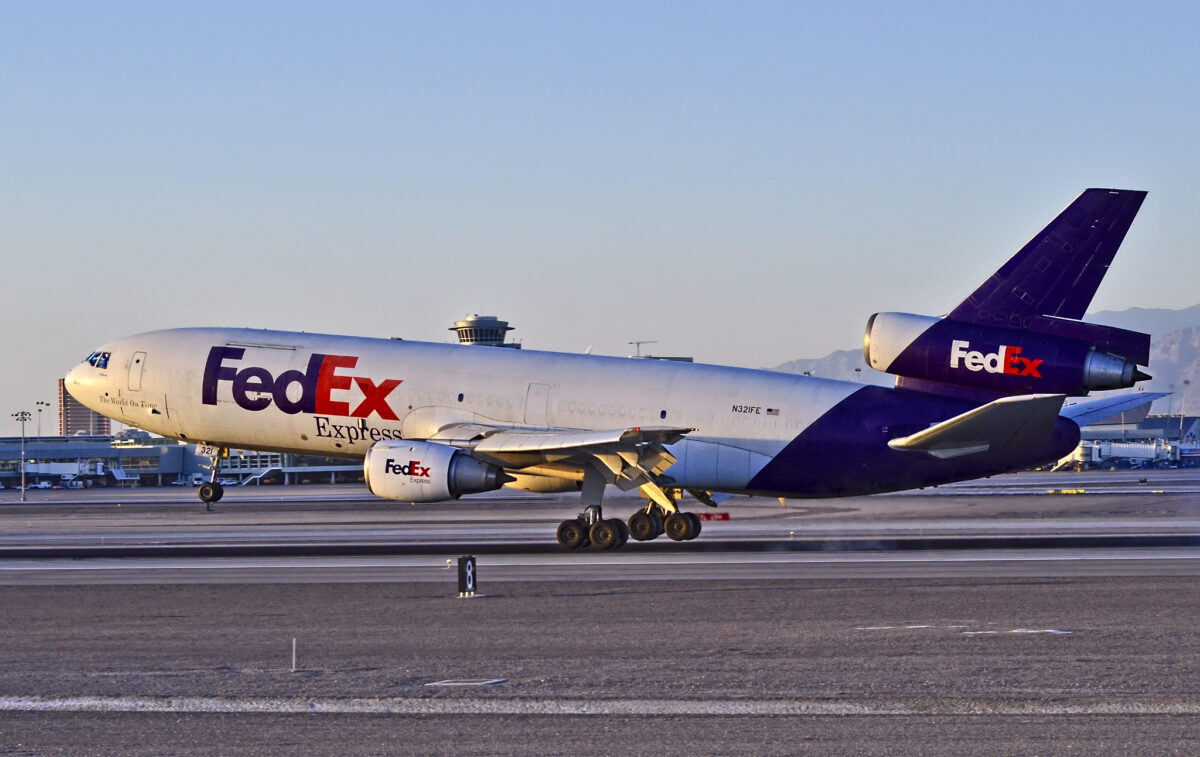 Aeronave da transportadora FedEx em Las Vegas, Estados Unidos, em 19 de fevereiro de 2014 [Reprodução/Wikimedia]
