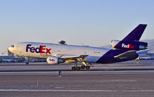 Processo na França acusa FedEx de cumplicidade com o genocídio em Gaza