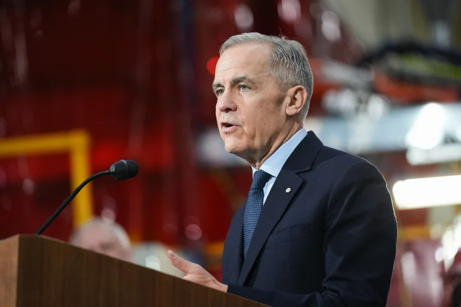 O primeiro-ministro canadense, Mark Carney, discursa em Vaughan, Ontário, Canadá, em 5 de fevereiro de 2026. [Mert Alper Dervış – Agência Anadolu]