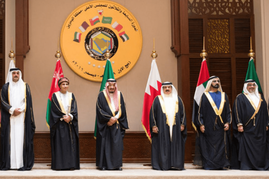 Membros do Conselho de Cooperação do Golfo na 37ª Cúpula de Líderes em Manama, Bahrein, em 6 de dezembro de 2016 [Stringer/ Agência  Anadolu]
